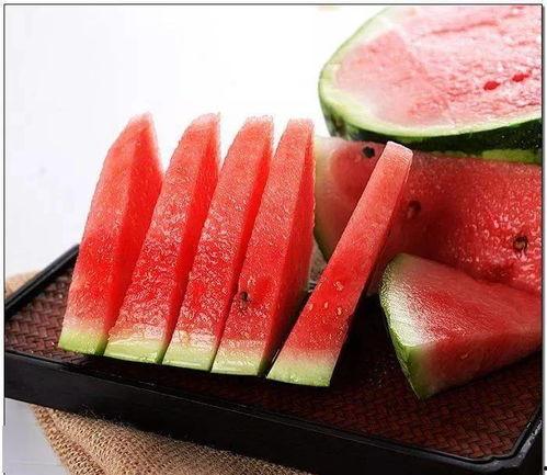 满甜吃瓜全集免费观看,全集免费观看，揭秘娱乐圈幕后风云  第1张